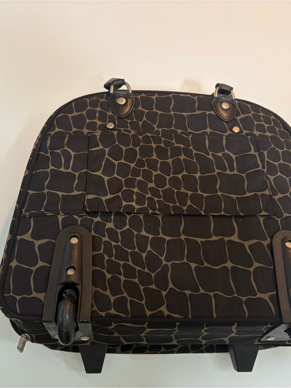Baggallini Brown Giraffe-Print Laptop Bag - Picture 4 of 16